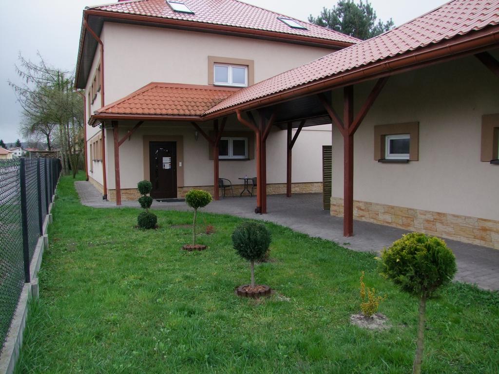 Warnenczyka 85A Bezplatny Parking, Faktura, Prywatna Lazienka, Klimatyzacja Rzeszów Kültér fotó
